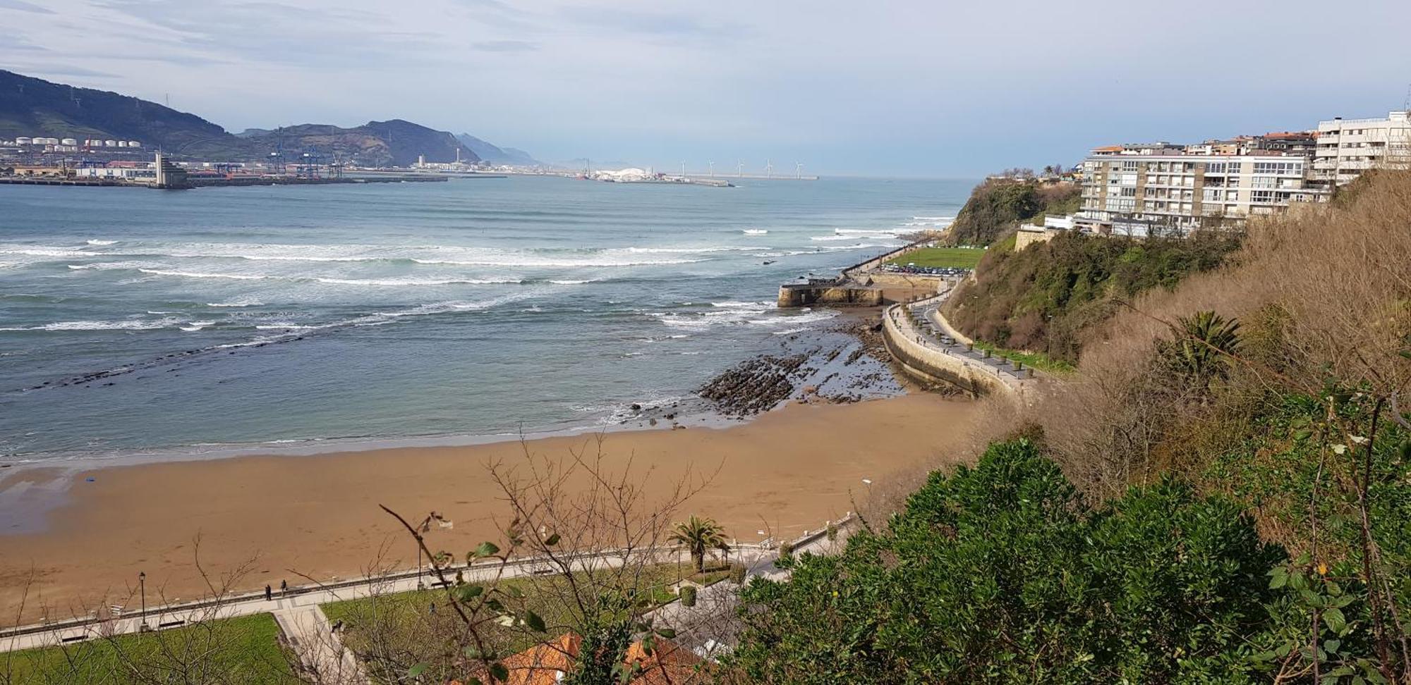 Cozy Yellow Home In Getxo Bagian luar foto